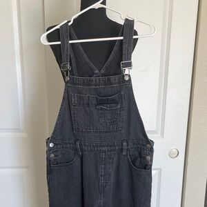Universal threads women’s overalls size 6